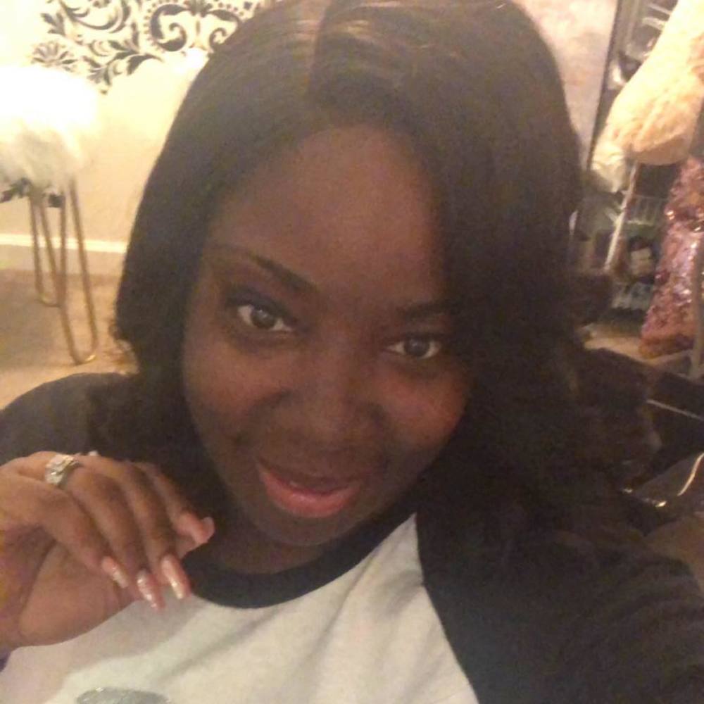 Meet your Posher, Brandi